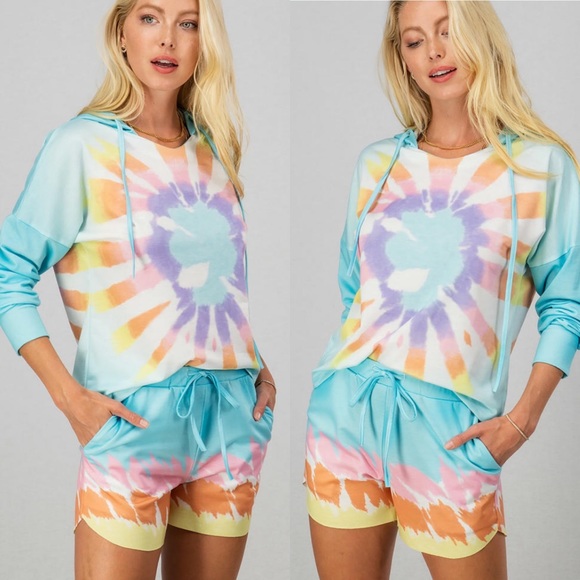 🔥 SALE Turquoise Multi Hoodie Top & Shorts Set - Picture 2 of 11